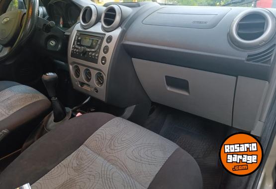Autos - Ford Fiesta Max Edge Plus 2007 GNC 261000Km - En Venta