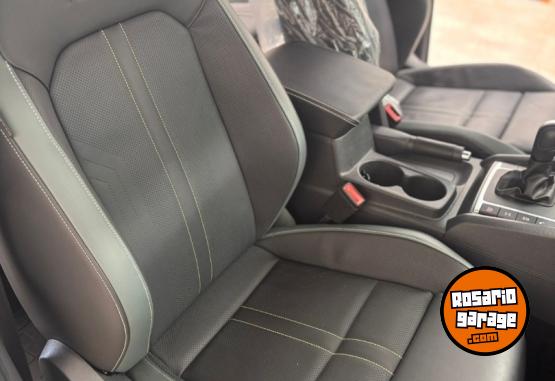 Camionetas - Volkswagen V6 HERO 2025 Diesel 5000Km - En Venta