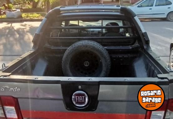 Utilitarios - Fiat STRADA ADVENTURE 2012 Nafta 203654Km - En Venta