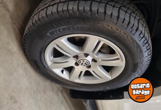 Camionetas - Volkswagen AMAROK TRENDLINE 2.0L 4X2 2015 Diesel 160000Km - En Venta