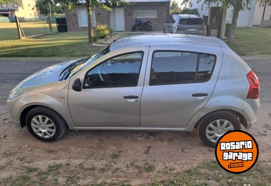 Autos - Renault Sandero 2010 GNC 135000Km - En Venta
