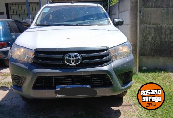 Camionetas - Toyota Hilux 2021 Diesel 115000Km - En Venta