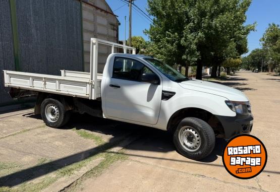 Camionetas - Ford Ranger CS 4x2 XL 2.5L N 2013 Nafta 63150Km - En Venta
