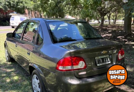 Autos - Chevrolet Corsa Classic Siena Gol 2015 GNC 126000Km - En Venta