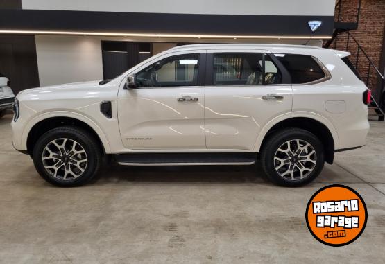 Camionetas - Ford FORD EVEREST 2.3 NAFTA 7A 2025 Nafta 0Km - En Venta