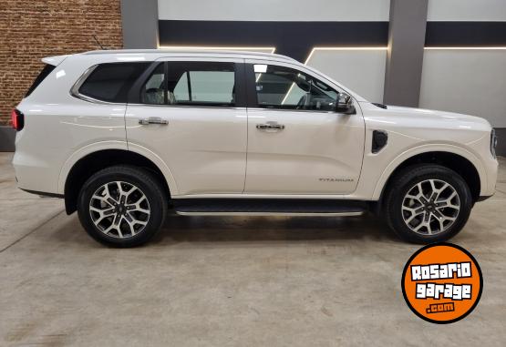 Camionetas - Ford FORD EVEREST 2.3 NAFTA 7A 2025 Nafta 0Km - En Venta