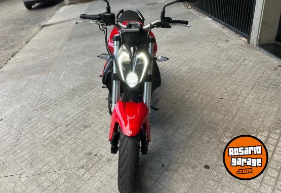 Motos - Benelli TNT 302 2025 Nafta 2000Km - En Venta