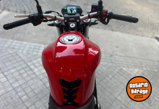 Motos - Benelli TNT 302 2025 Nafta 2000Km - En Venta