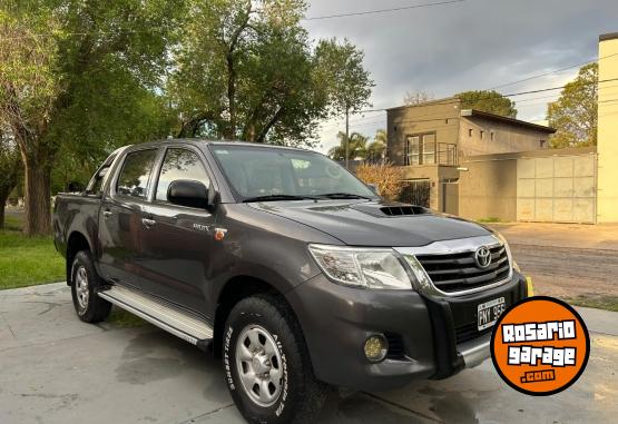Camionetas - Toyota hilluc 2015 Diesel 100000Km - En Venta