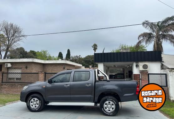 Camionetas - Toyota hilluc 2015 Diesel 100000Km - En Venta