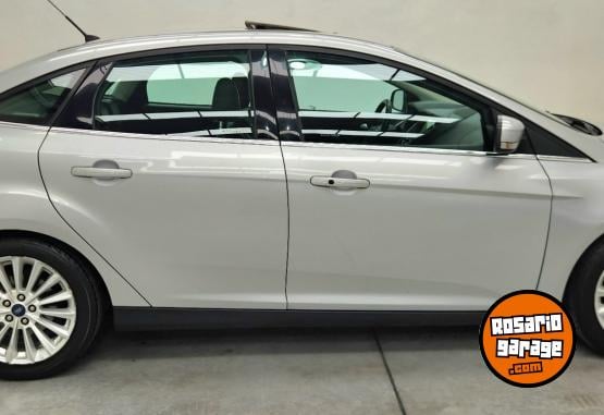 Autos - Ford Focus 2.0 Titanium 2017 Nafta 120000Km - En Venta