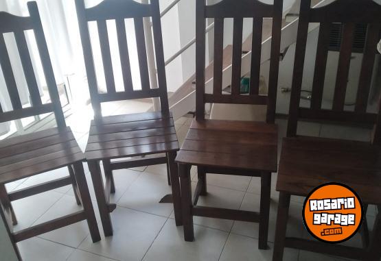Hogar - MESA Y 4 SILLAS  DE ALGARROBO - En Venta