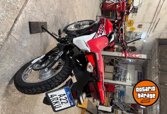 Motos - Honda Xr190 l 2024 Nafta 4800Km - En Venta
