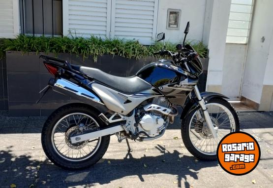 Motos - Honda Falcon 400 nx 2013 Nafta 26800Km - En Venta