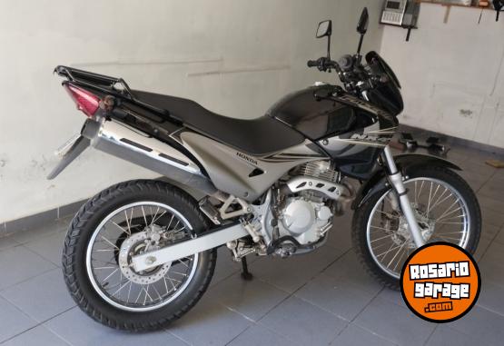 Motos - Honda Falcon 400 nx 2013 Nafta 26800Km - En Venta