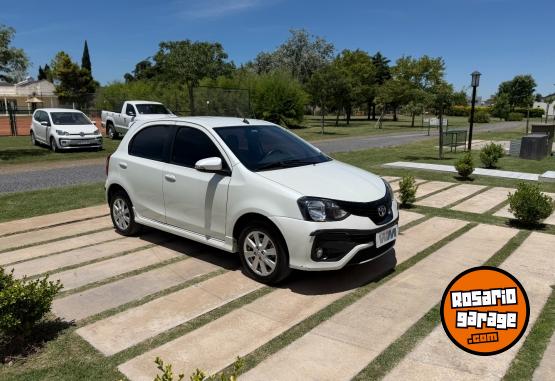 Autos - Toyota Etios Xls 2018 Nafta  - En Venta