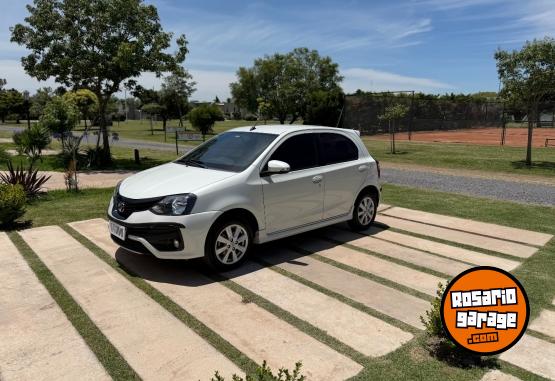 Autos - Toyota Etios Xls 2018 Nafta  - En Venta