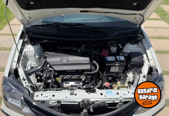 Autos - Toyota Etios Xls 2018 Nafta  - En Venta