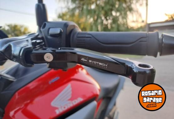 Motos - Honda CB 300 Twister 2024 Nafta 3700Km - En Venta