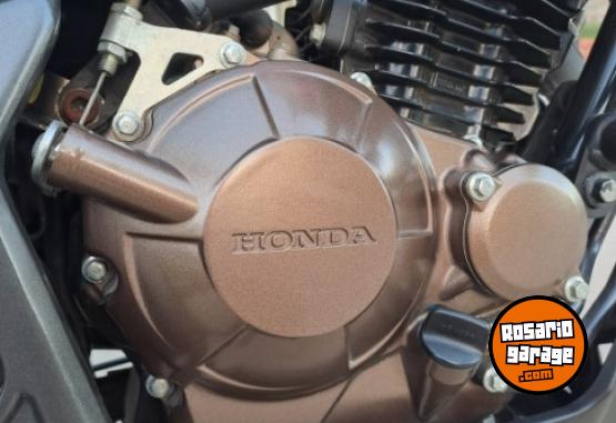 Motos - Honda CB 300 Twister 2024 Nafta 3700Km - En Venta