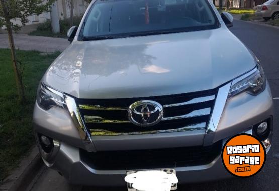Autos - Toyota Srx 2016 Diesel 160Km - En Venta