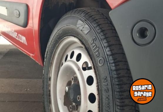 Utilitarios - Renault Kangoo Express 1.6 Furg�n 2018 Nafta 150000Km - En Venta