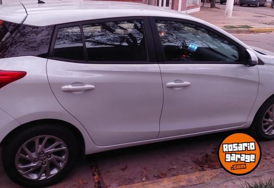 Autos - Toyota Yaris 2023 Nafta 26500Km - En Venta
