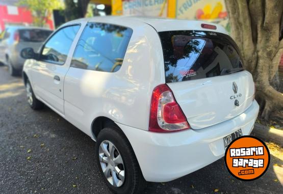 Autos - Renault Clio Mio 2013 Nafta 145000Km - En Venta