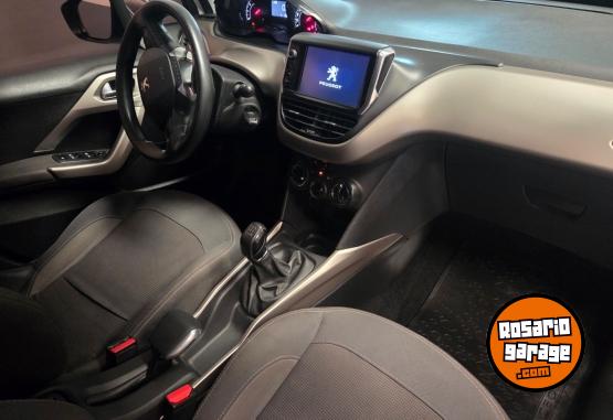 Autos - Peugeot 2008 2017 Nafta 132000Km - En Venta