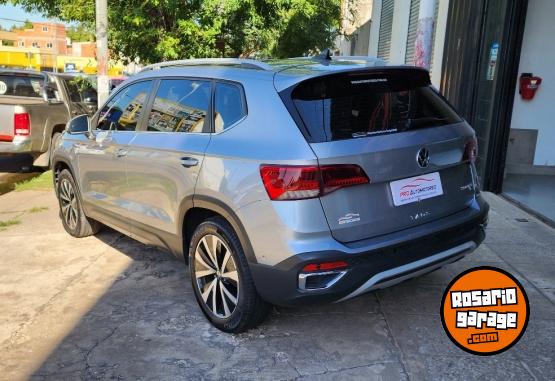 Autos - Volkswagen Taos Highline 2023 Nafta 26255Km - En Venta