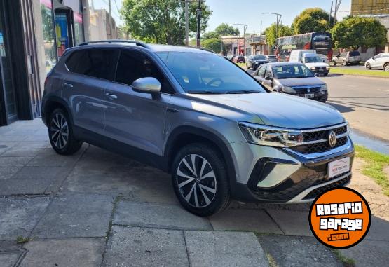 Autos - Volkswagen Taos Highline 2023 Nafta 26255Km - En Venta