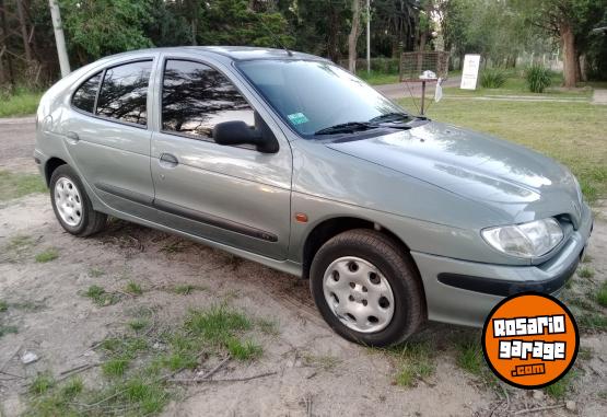 Autos - Renault Megane 1998 Nafta 250000Km - En Venta