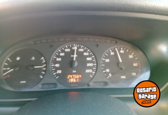 Autos - Renault Megane 1998 Nafta 250000Km - En Venta