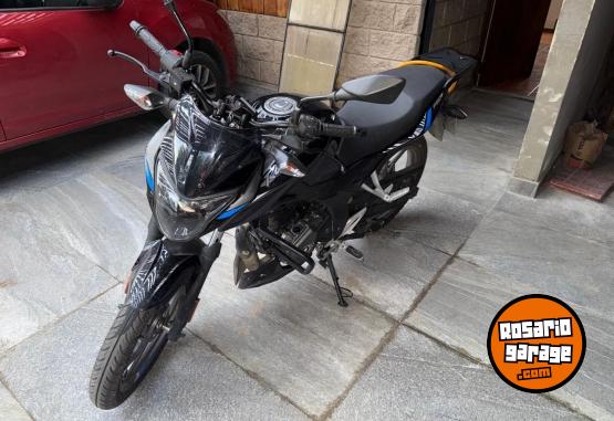 Motos - Bajaj ROUSER P150 2025 Nafta 4500Km - En Venta