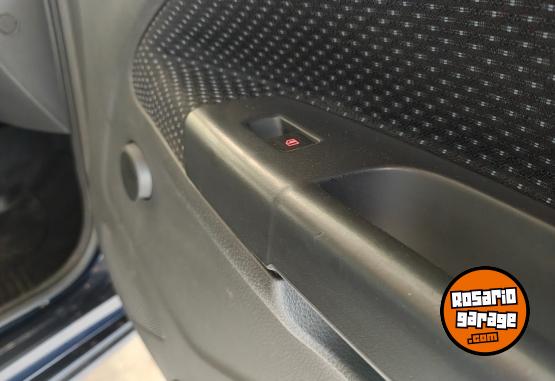 Autos - Volkswagen Voyage 2015 Nafta 120000Km - En Venta