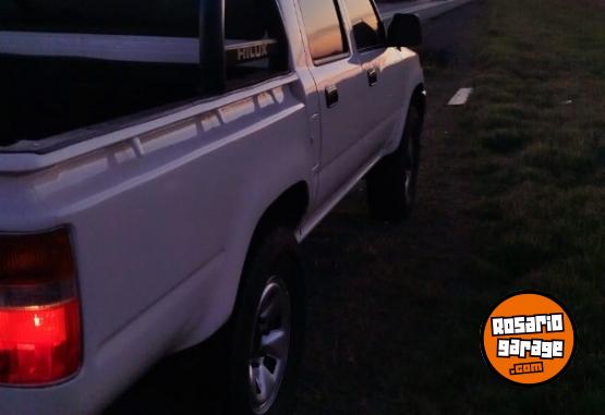 Camionetas - Toyota HILUX 1999 Diesel 560000Km - En Venta