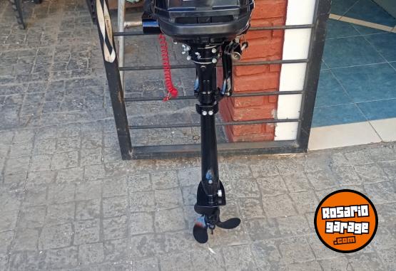 Otros (N�utica) - Motor Suzuki fuera de borda 4t 2.5 hp igual a nuevo - En Venta