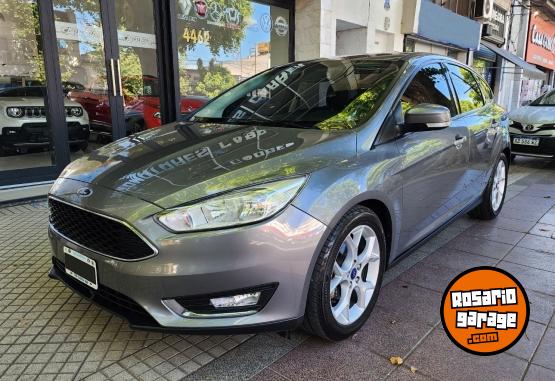 Autos - Ford Focus Se Plus 2016 Nafta 76000Km - En Venta