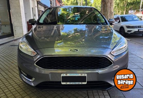 Autos - Ford Focus Se Plus 2016 Nafta 76000Km - En Venta