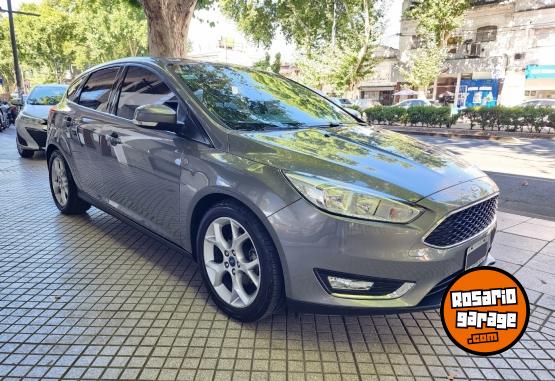 Autos - Ford Focus Se Plus 2016 Nafta 76000Km - En Venta