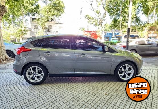 Autos - Ford Focus Se Plus 2016 Nafta 76000Km - En Venta
