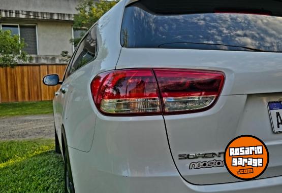 Camionetas - Kia Sorento 2017 Diesel 124000Km - En Venta