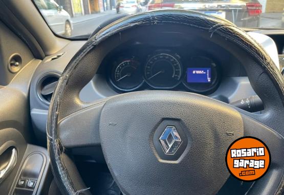 Camionetas - Renault Duster Oroch Dinamic 2.0 2016 Nafta 87000Km - En Venta