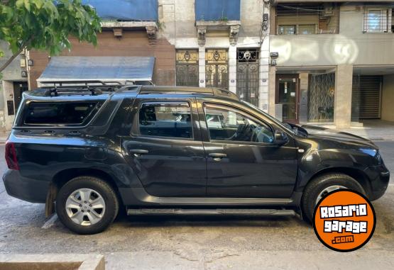 Camionetas - Renault Duster Oroch Dinamic 2.0 2016 Nafta 87000Km - En Venta