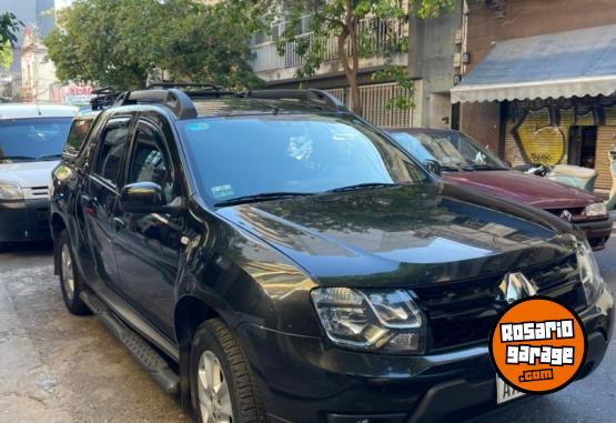 Camionetas - Renault Duster Oroch Dinamic 2.0 2016 Nafta 87000Km - En Venta