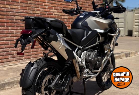 Motos - Triumph Tiger 1200 Explorer 2025 Nafta 300Km - En Venta