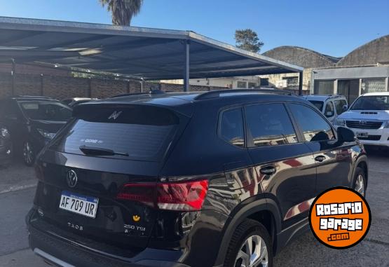 Camionetas - Volkswagen Taos Confortline 1.4 TSI 2023 Nafta 91000Km - En Venta