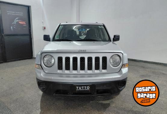 Camionetas - Jeep Patriot sport 2013 Nafta 149000Km - En Venta
