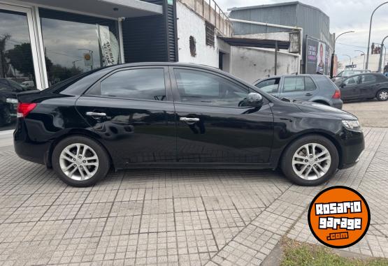 Autos - Kia CERATO SX ELEGANCE 2.0 2011 Nafta 135000Km - En Venta