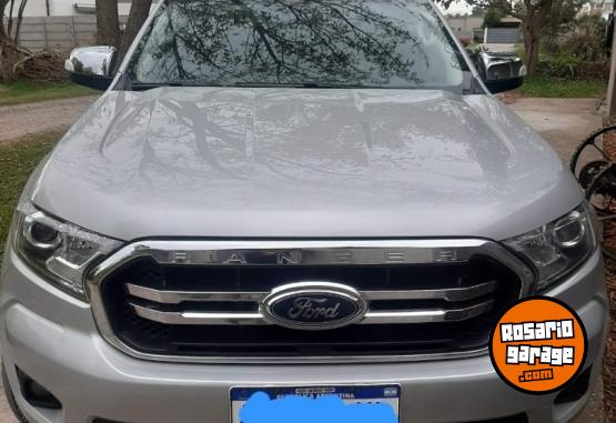 Camionetas - Ford Ranger xlt 2023 Diesel 35000Km - En Venta